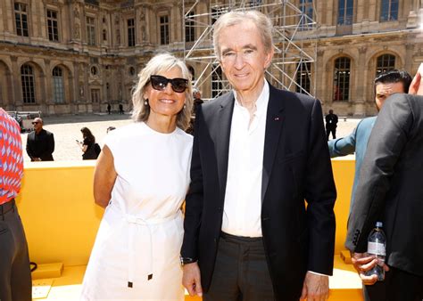 louis vuitton total net worth|arnault family net worth.